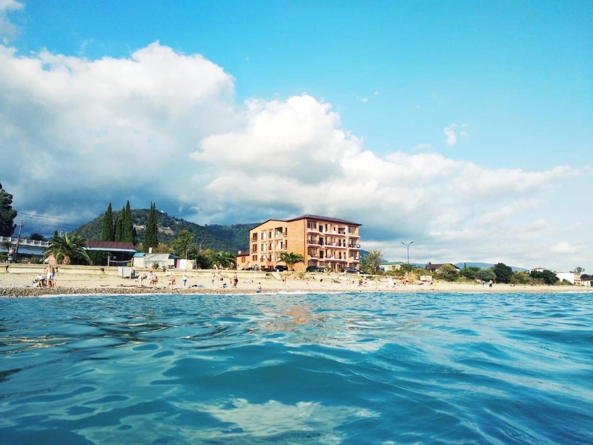 Leon Hotel New Athos Exterior foto