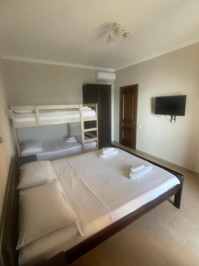 Leon Hotel New Athos Exterior foto